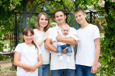 Familienfotograf-Hildesheim-Familienbilder-Hannover-Fotograf-Familie-Sergej-Metzger-Natalja-Frei-(10)