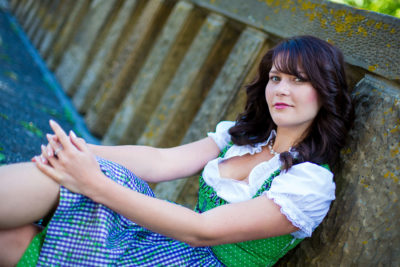Portraitfotograf-Portrait-Themen-Shooting-Hildesheim-Hannover-Braunschweig-Salzgitter-Sergej-Metzger-dirndl-Oktoberfest-(3)