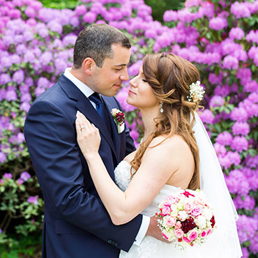 Hochzeit-in-Schloss-Friedrichstein-Kurpark-Bad-Wildungen-Freie-Trauung-Hochzeitsfotograf-Natalja-Frei-Hochzeitsvideo-Sergej-Metzger