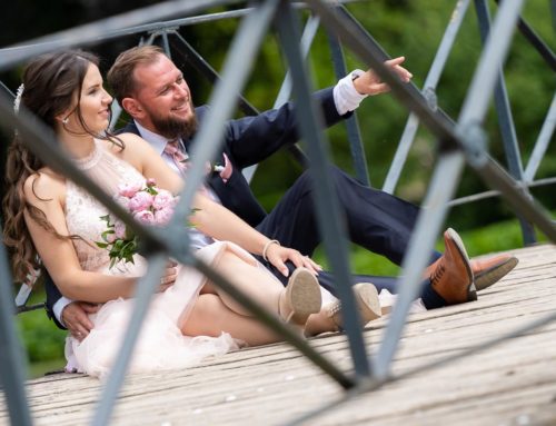 Hochzeit in Wolfsburg standesamtliche Trauung Schlosspark Wolfsburger Schloss Fotograf und Videograf